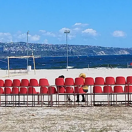 Comfort Near The فارنا